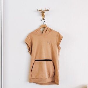 Aesthetic Revolution Men's Peach Sleeveless Hoodie Sweater Size Small